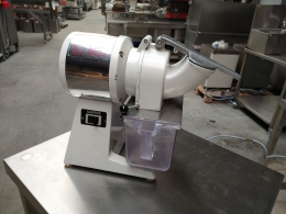 Santos grater